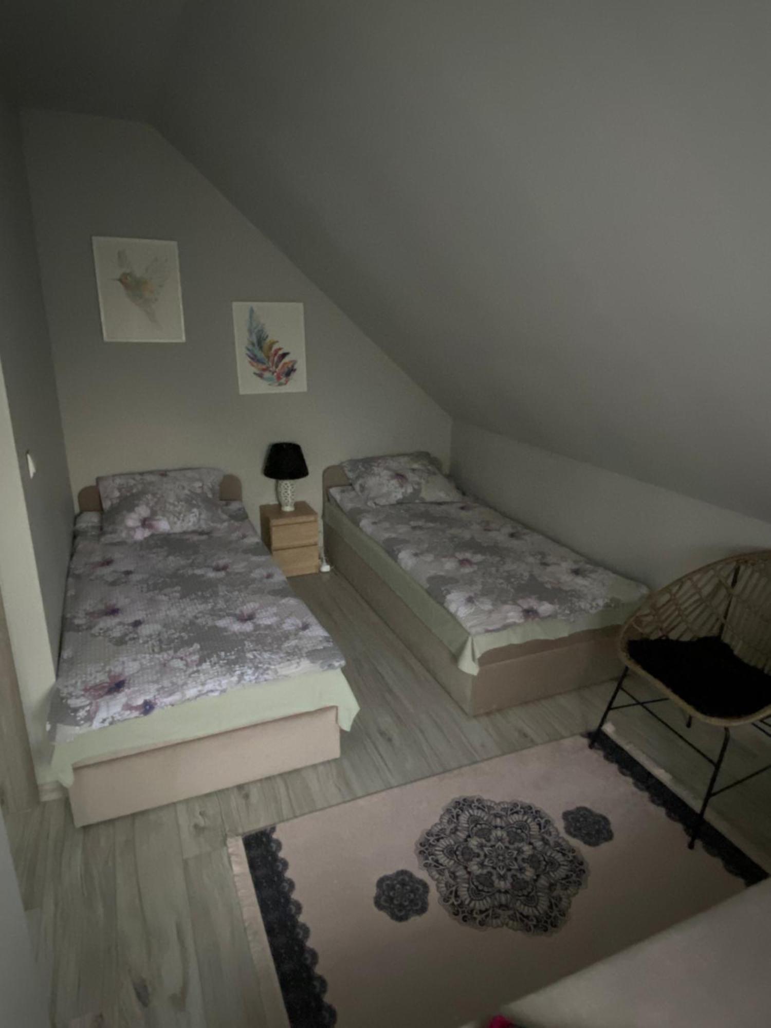 Apartamenty Lesna Osiem Jezow Sudecki Camera foto